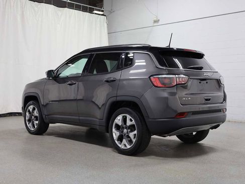 Used 2019 Jeep Compass Limited w/ Safety & Security Group AWD/4WD image 3
