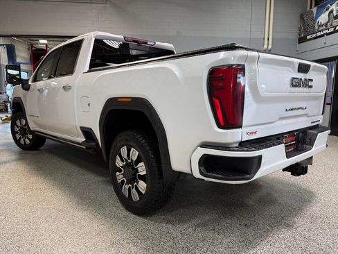 Used 2024 GMC Sierra 2500 Denali w/ Denali Reserve Package AWD/4WD image 4
