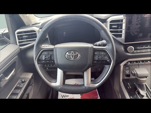 Used 2024 Toyota Tundra Limited AWD/4WD image 18