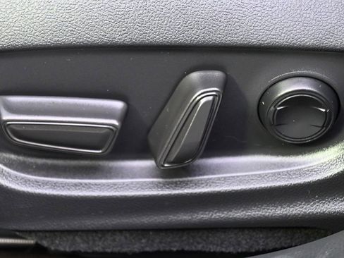 Used 2024 Toyota Prius XLE image 14