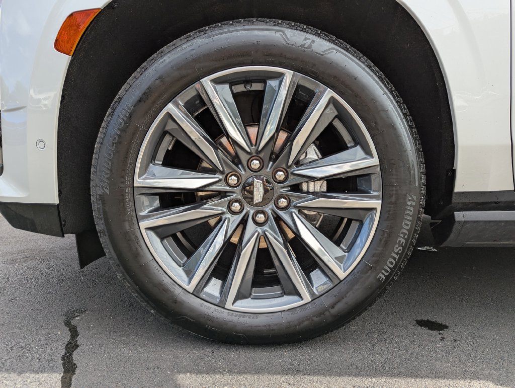 Used 2021 Cadillac Escalade Sport w/ Driver Assist Tech Package AWD/4WD image 58