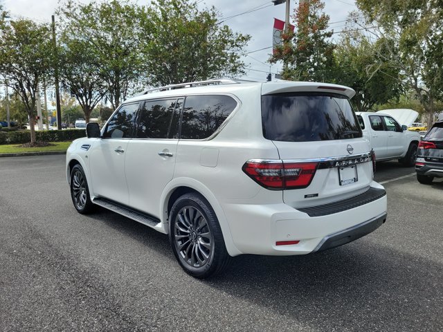 Used 2022 Nissan Armada Platinum w/ Captain's Chairs Package RWD image 3