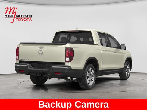Used 2019 Honda Ridgeline RTL-T image 2