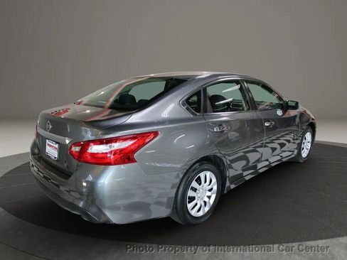 Used 2016 Nissan Altima 2.5 S w/ Power Driver Seat Package image 4