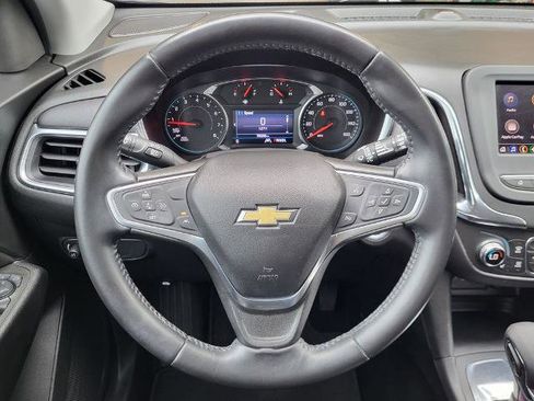 Used 2022 Chevrolet Equinox LT FWD image 15