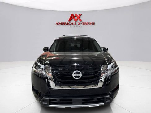 Used 2023 Nissan Pathfinder SL FWD image 9