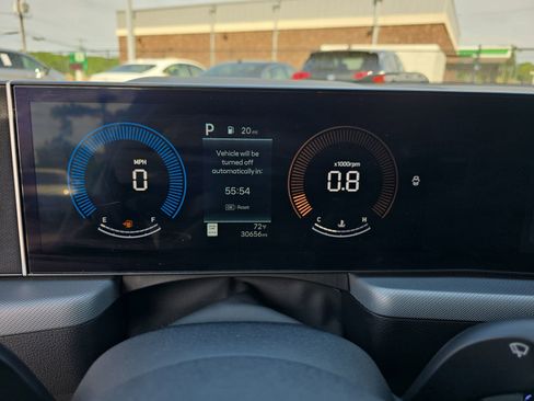 Used 2025 Hyundai Sonata SEL FWD image 18
