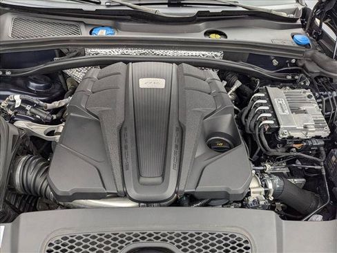 Used 2022 Porsche Macan GTS AWD/4WD image 25