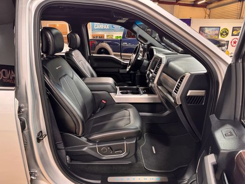 Used 2017 Ford F250 Platinum w/ Platinum Ultimate Package image 20