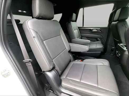 Used 2026 Chevrolet Tahoe LT w/ Comfort Package RWD image 19
