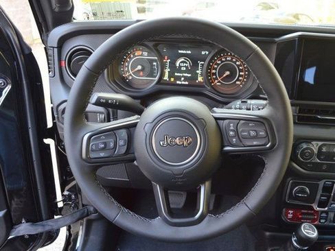 New 2026 Jeep Wrangler Unlimited Rubicon AWD/4WD image 16