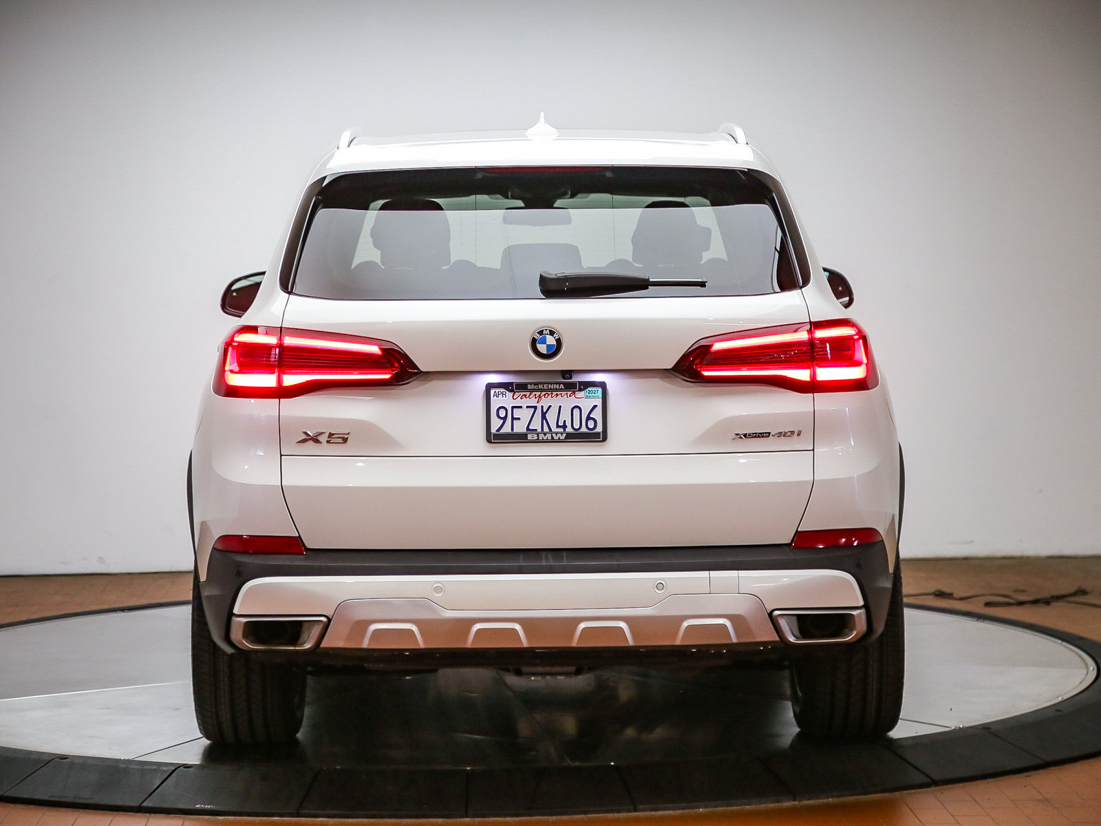 Certified 2023 BMW X5 xDrive40i w/ Climate Comfort Package AWD/4WD image 3