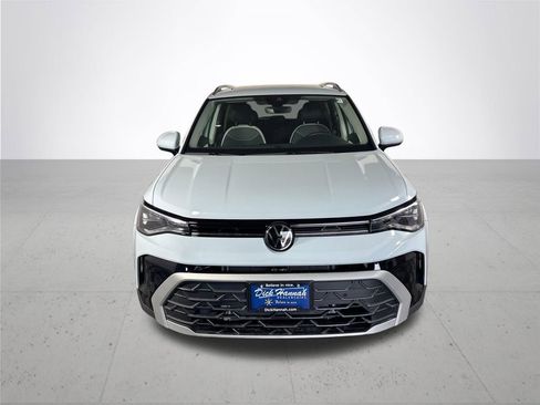 New 2026 Volkswagen Taos SE AWD/4WD image 3