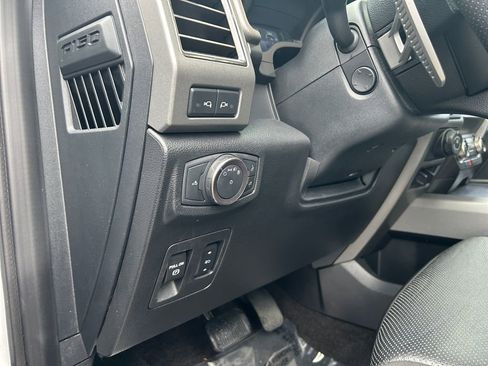 Used 2019 Ford F150 Raptor w/ Equipment Group 802A Luxury image 21