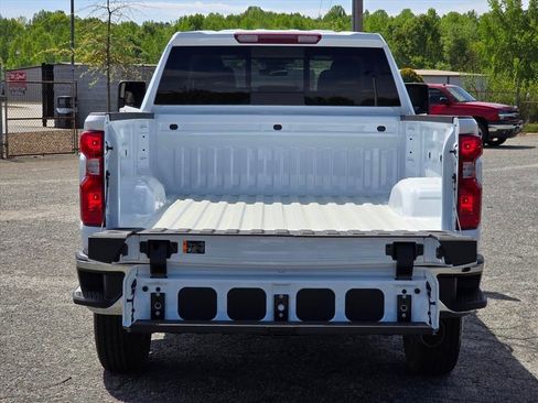 New 2026 Chevrolet Silverado 2500 LT w/ Leather Package AWD/4WD image 21
