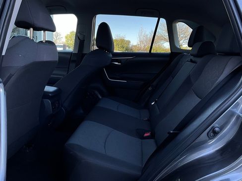 Used 2025 Toyota RAV4 XLE image 12