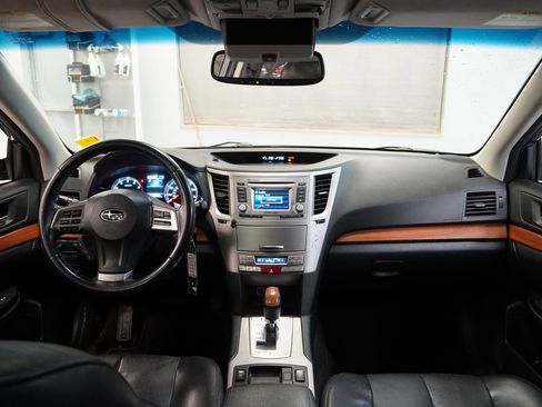 Used 2014 Subaru Outback 2.5i Limited w/ Moonroof Package image 19