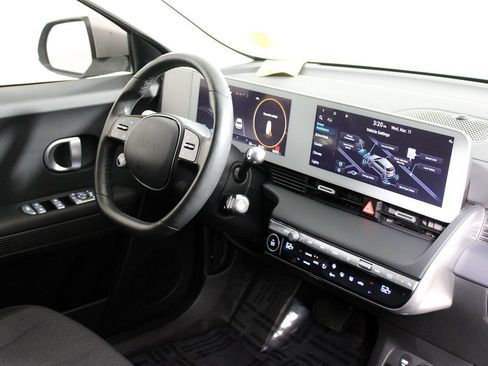 Used 2024 Hyundai Ioniq 5 SEL image 12