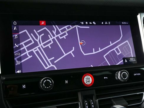 New 2026 Porsche Macan image 19