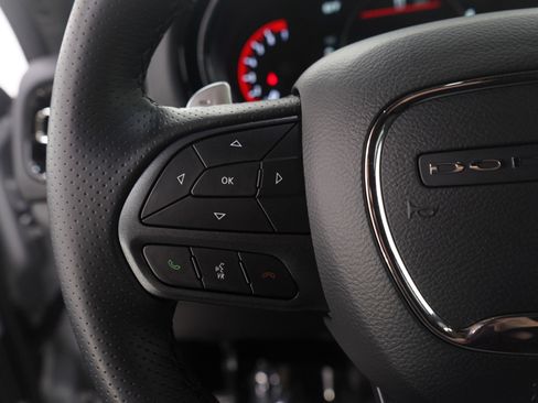 Used 2025 Dodge Durango GT image 28