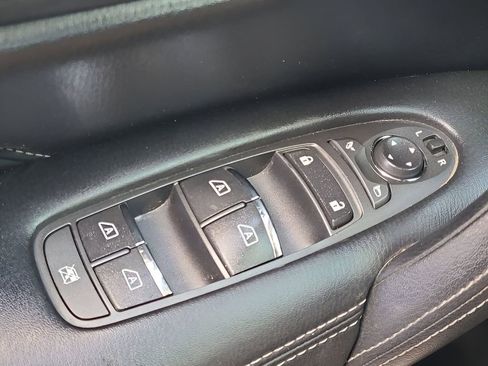 Used 2019 INFINITI QX80 Luxe w/ Proassist Package image 32