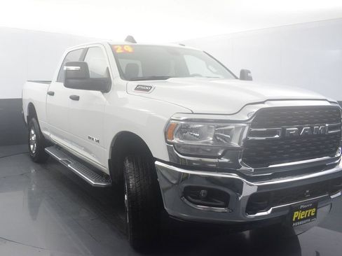 Used 2024 RAM 2500 Big Horn image 7