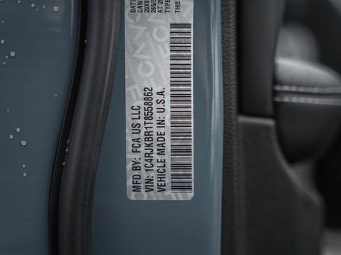 New 2026 Jeep Grand Cherokee L Limited w/ Limited Altitude Package AWD/4WD image 46