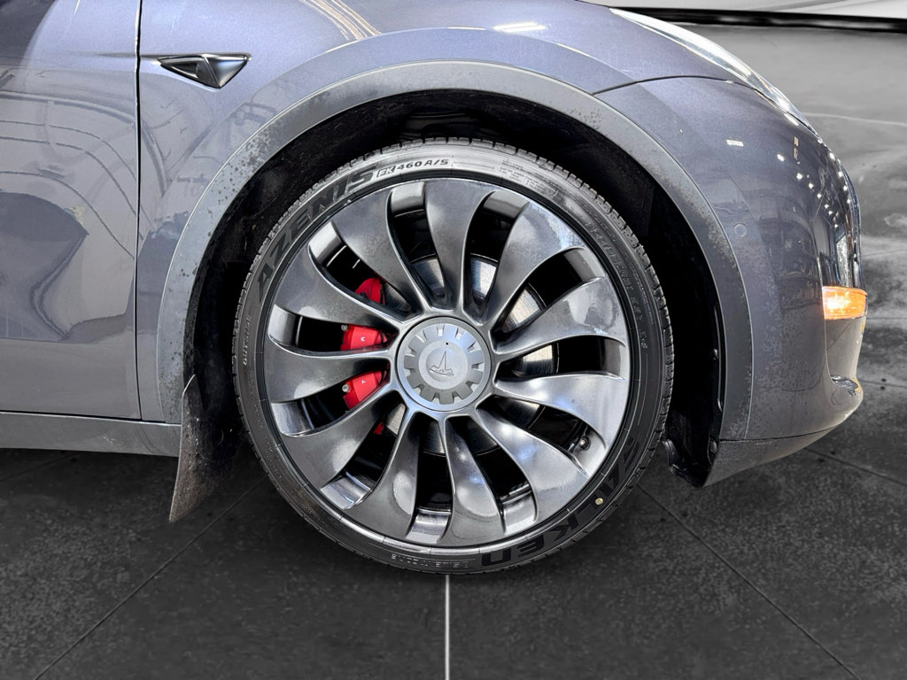 Used 2022 Tesla Model Y Performance AWD/4WD image 35