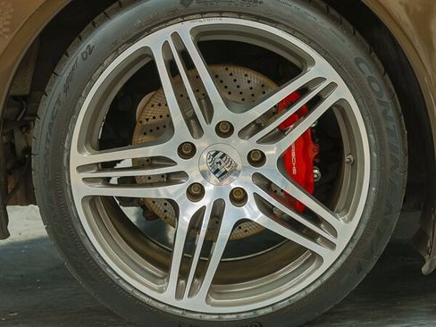 Used 2009 Porsche 911 Carrera 4S AWD/4WD image 41