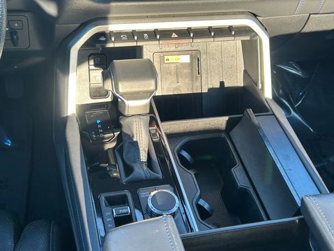 Used 2024 Toyota Tundra Platinum image 21