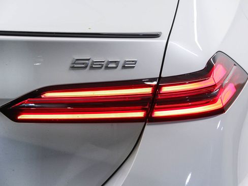 New 2026 BMW 550e xDrive AWD/4WD image 7