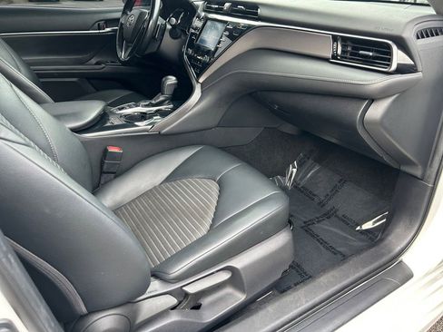 Used 2019 Toyota Camry SE image 27