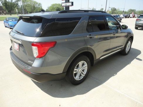 Used 2023 Ford Explorer XLT w/ Equipment Group 202A image 15