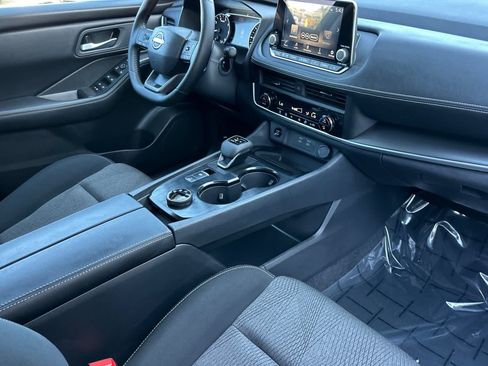 New 2026 Nissan Rogue SV AWD/4WD image 16