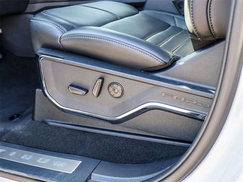 Used 2026 Ford F350 Platinum image 33