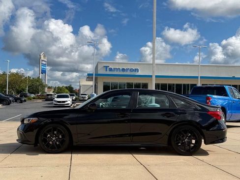 Used 2024 Honda Civic Sport image 6
