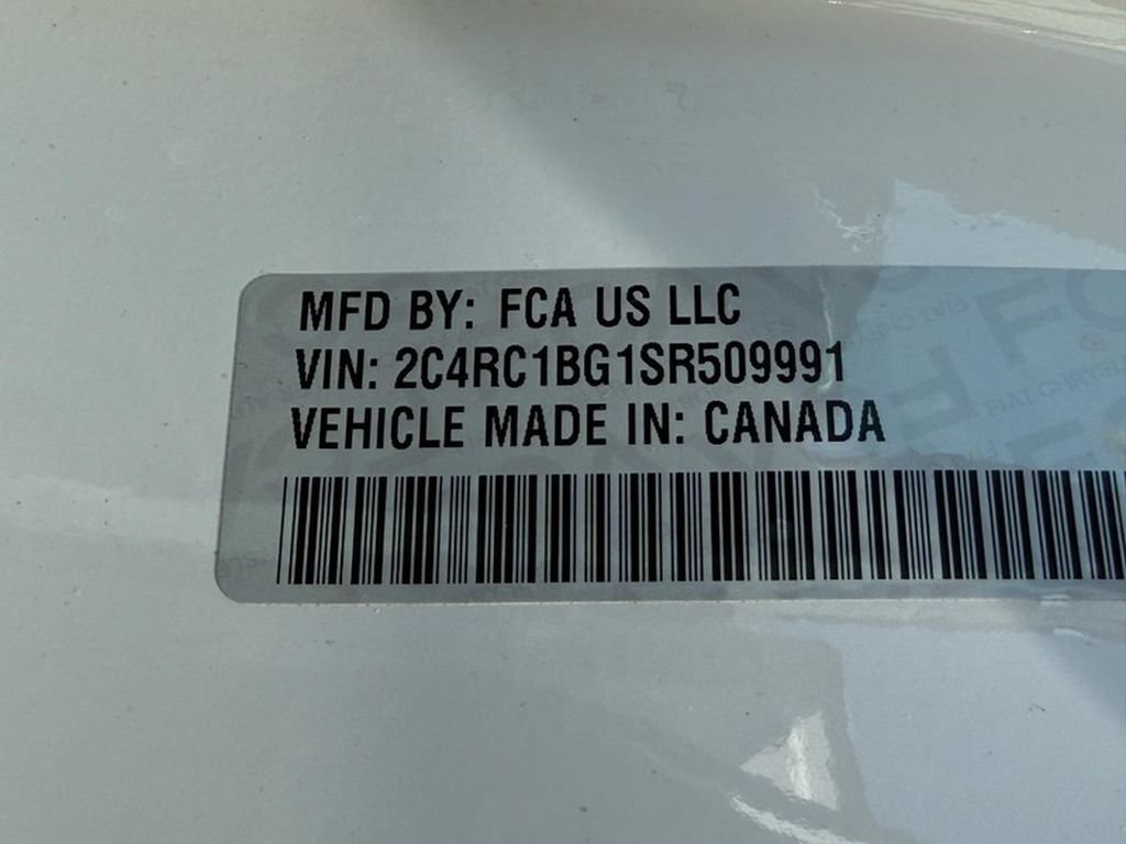 Used 2025 Chrysler Pacifica Select FWD image 32
