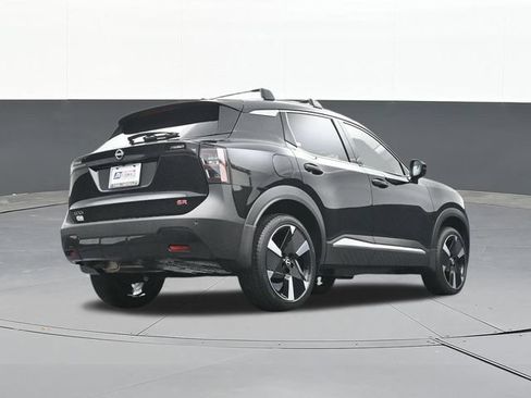 Used 2026 Nissan Kicks SR w/ SR Premium Package FWD image 47