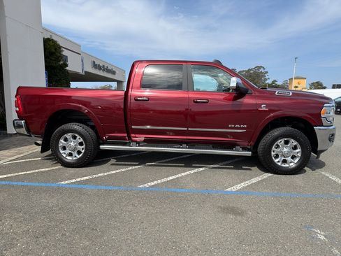 Used 2020 RAM 2500 Laramie AWD/4WD image 4