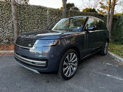 New 2025 Land Rover Range Rover SE