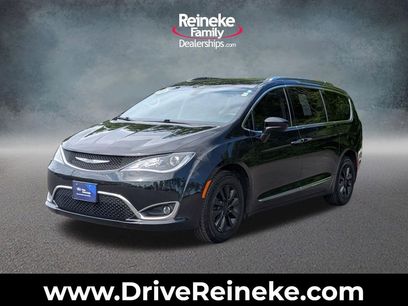 Used 2020 Chrysler Pacifica Touring-L Plus