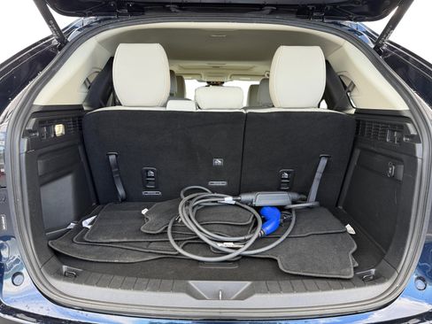 Certified 2024 MAZDA CX-90 Plug-In Hybrid w/ Preferred image 17