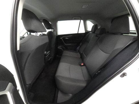 Certified 2025 Toyota RAV4 XLE AWD/4WD image 5