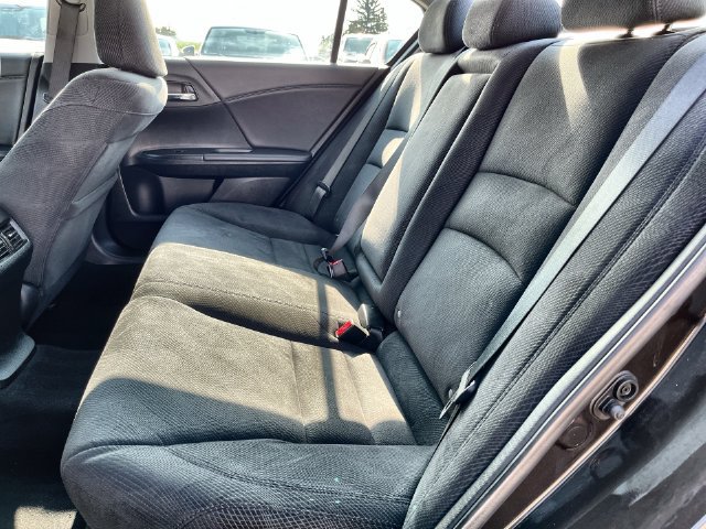 Used 2016 Honda Accord EX image 33
