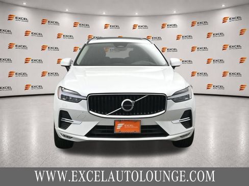 Used 2023 Volvo XC60 B5 Core AWD/4WD image 8