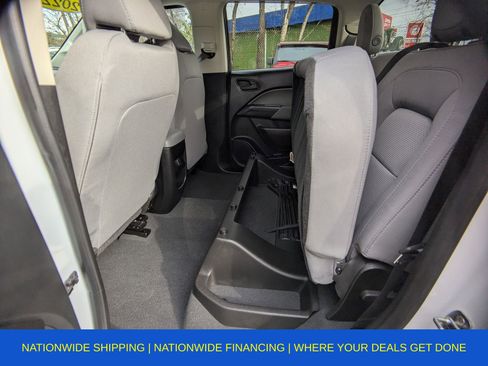 Used 2022 Chevrolet Colorado W/T image 19
