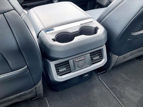 Used 2024 Ford F250 Lariat w/ Lariat Ultimate Package image 23