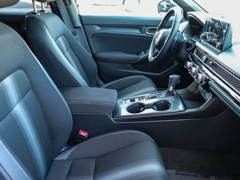 Used 2025 Honda Civic Sport image 18