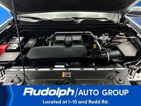 Used 2024 Chevrolet Colorado Z71 w/ Z71 Convenience Package 2 image 29