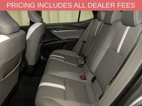 Used 2026 Toyota Camry SE w/ Convenience Package FWD image 8